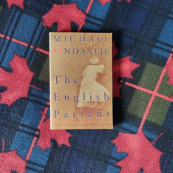 📚 3/$15 or 5/$20 📚 Book - The English Patient - Picture 1 of 2